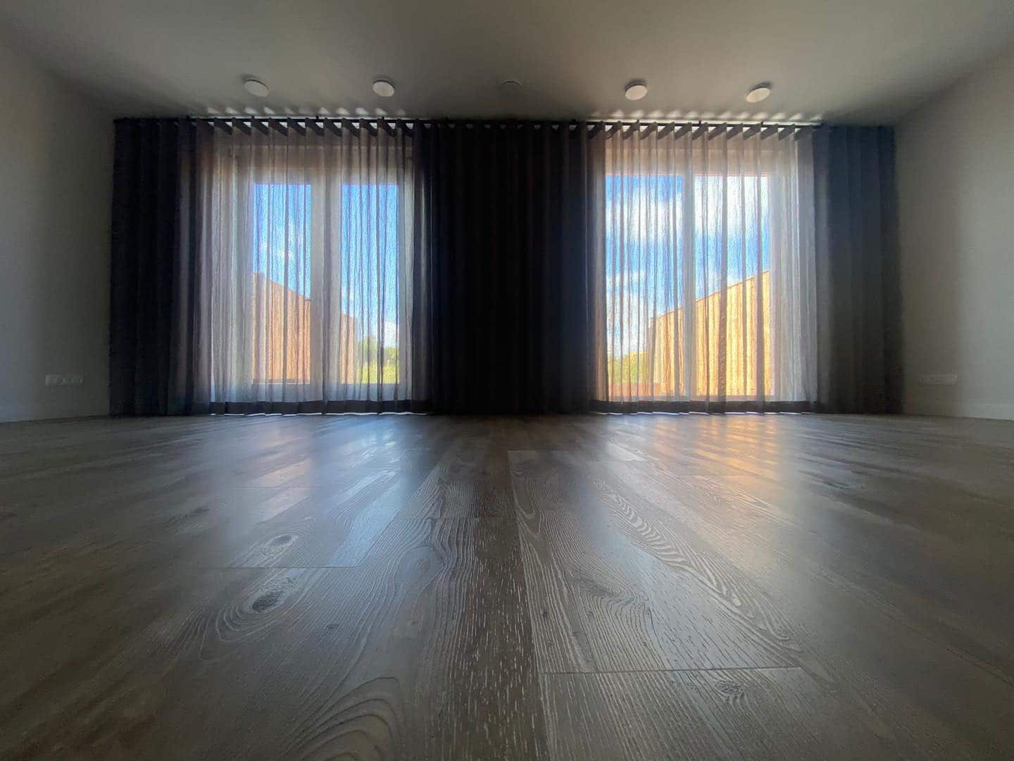 ℕ𝕚𝕖𝕦𝕨𝕓𝕠𝕦𝕨 𝕚𝕟𝕥𝕖𝕣𝕚𝕖𝕦𝕣
By interieur corner 

#curtains #floor #white #black #indoor #pvc #symmetry #new #nieuwbouw #denhaag #house #intereur #corner #interiordesign #advies